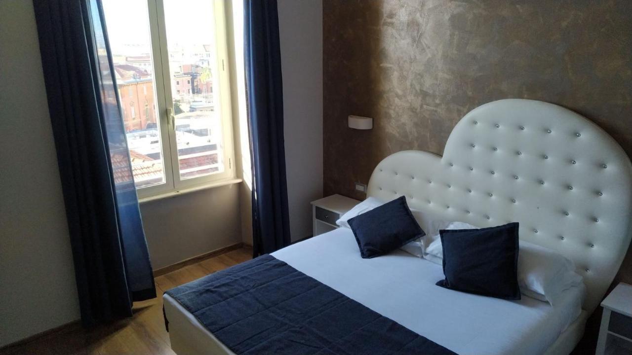 Roma Veneto Relais Hotel Exterior photo