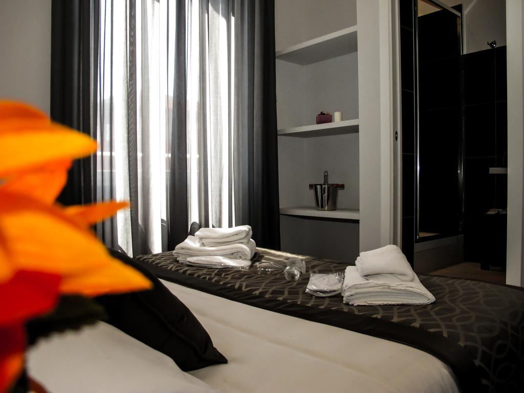 Roma Veneto Relais Hotel Exterior photo