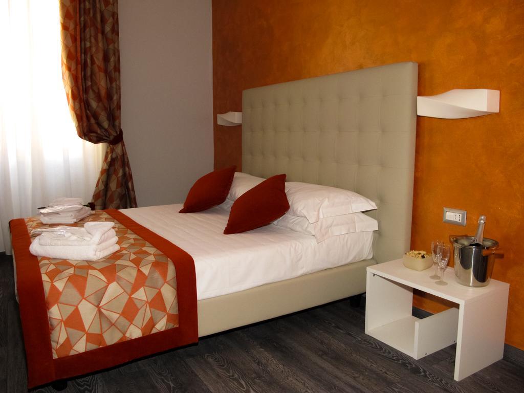Roma Veneto Relais Hotel Exterior photo