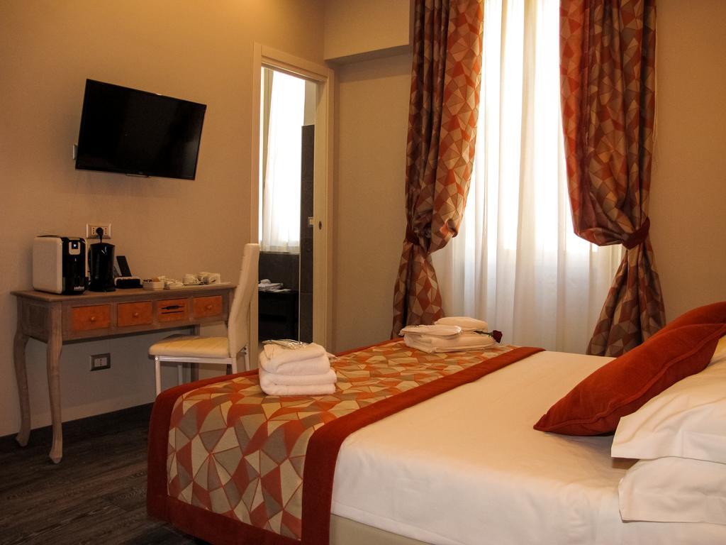 Roma Veneto Relais Hotel Exterior photo