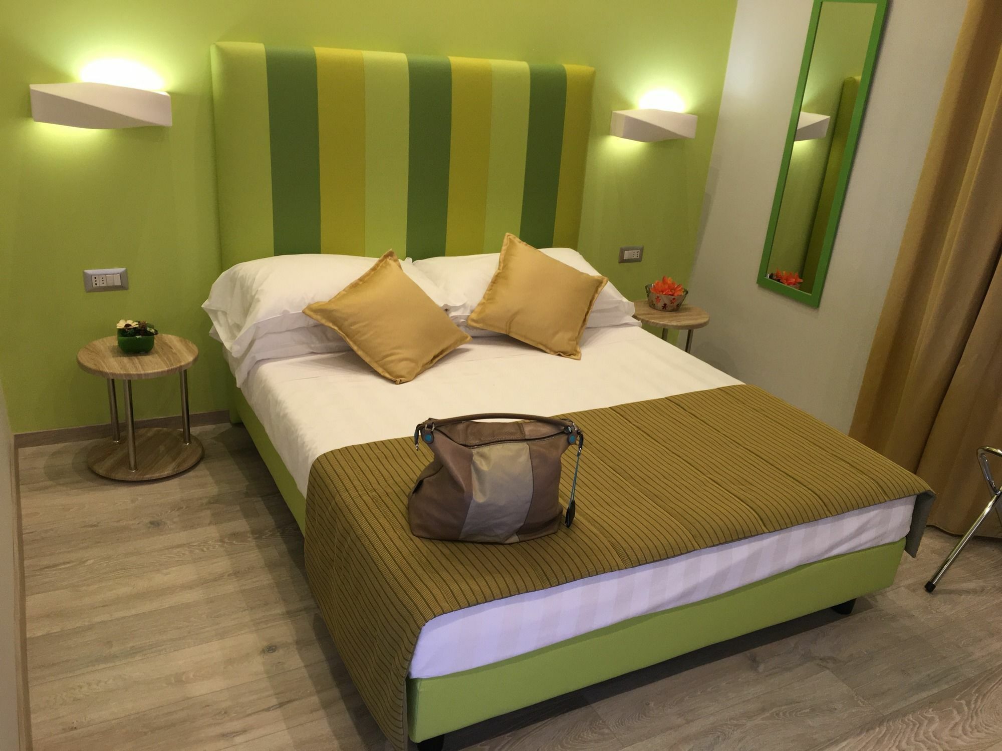 Roma Veneto Relais Hotel Exterior photo