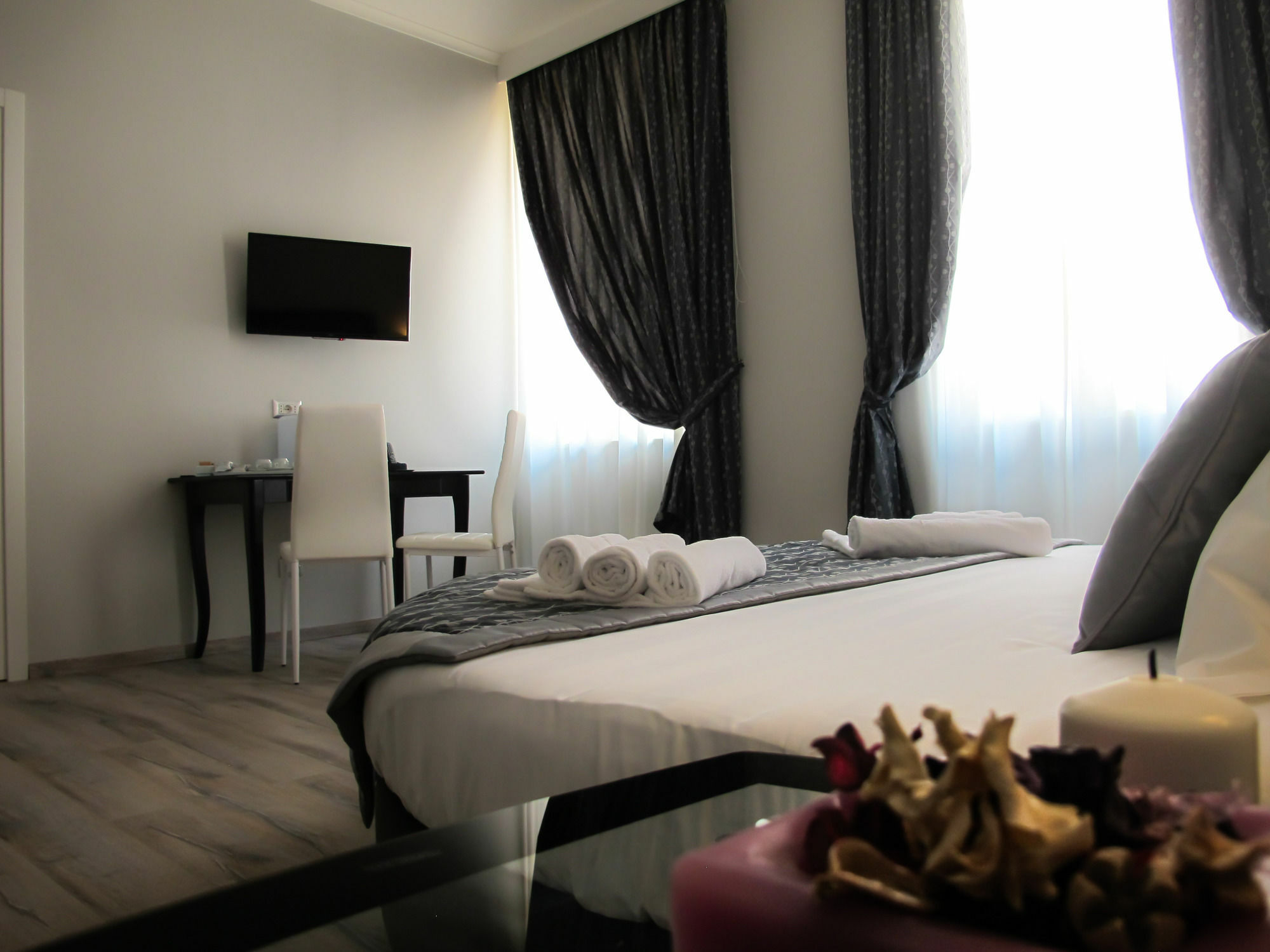 Roma Veneto Relais Hotel Exterior photo